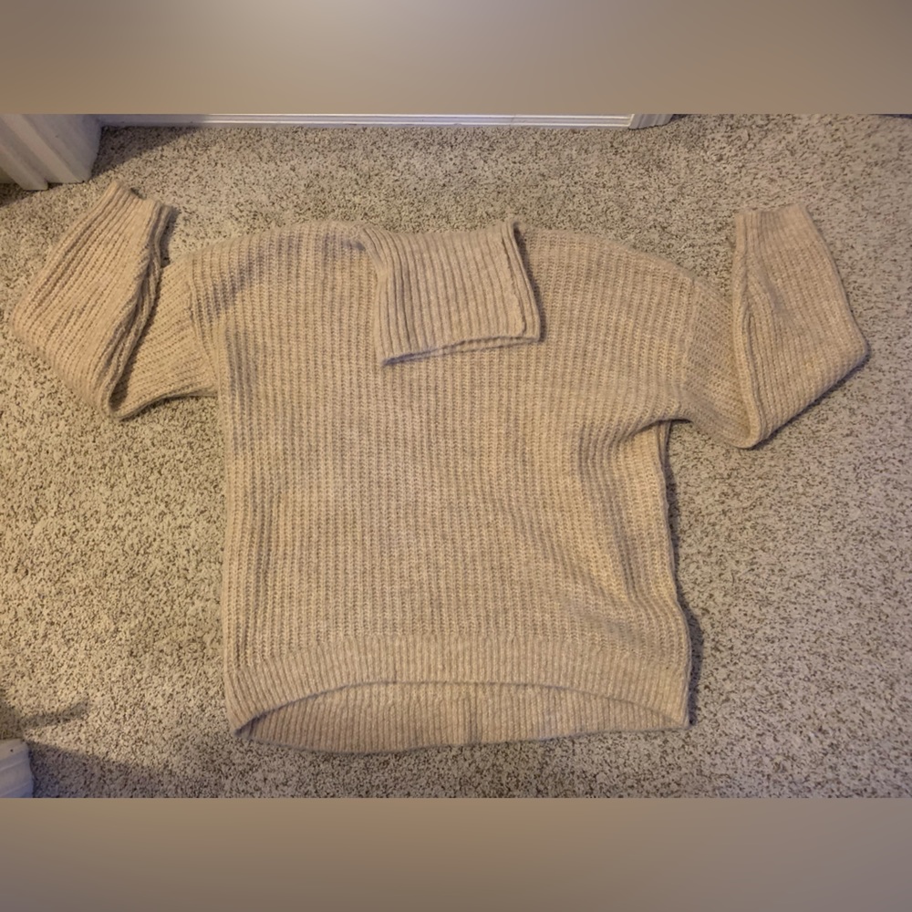 Old Navy oversized fit turtleneck sweater size medium